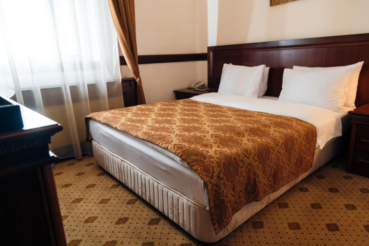 Kazakhstan Express Hotel อัลมาตี ภายนอก รูปภาพ