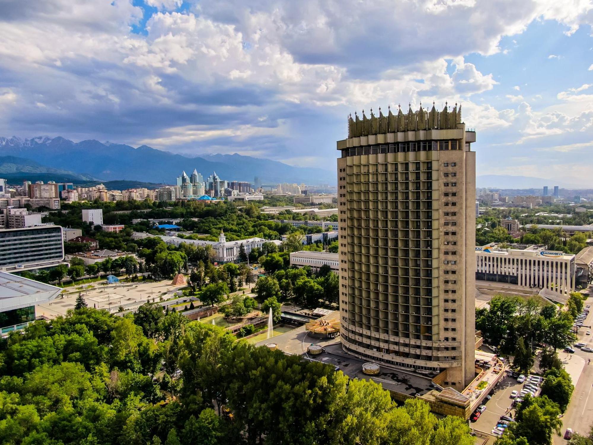 Kazakhstan Express Hotel อัลมาตี ภายนอก รูปภาพ